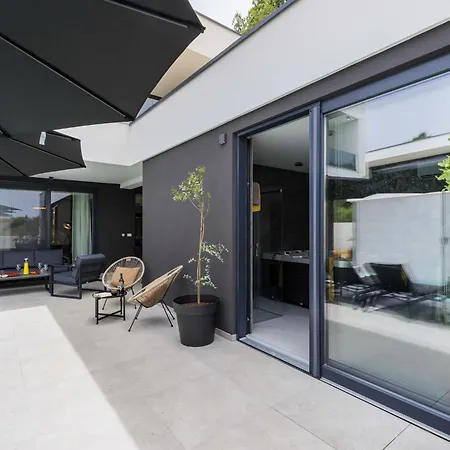 Villa Nika By Interhome Medulin