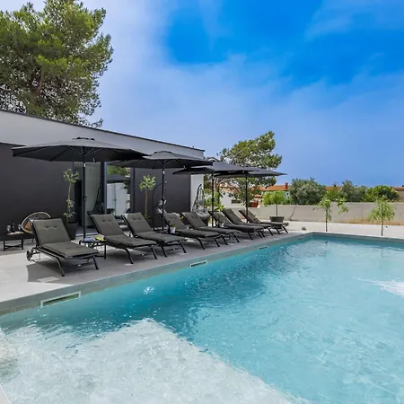 Nika By Interhome Villa Medulin