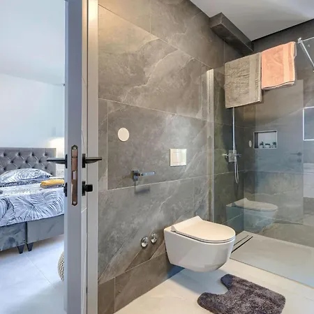 Nika By Interhome