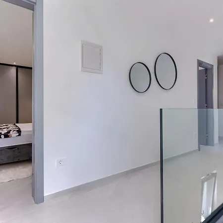 Villa Nika By Interhome Medulin