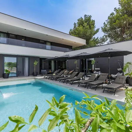 Villa Nika By Interhome *