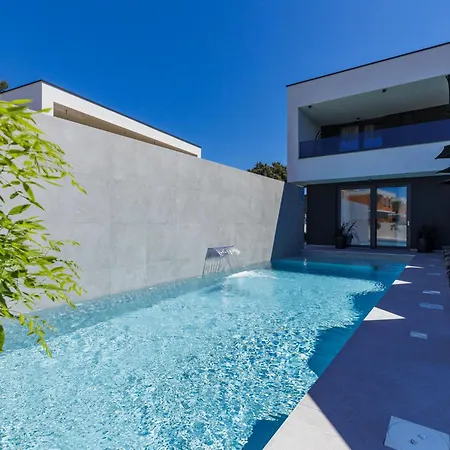 Nika By Interhome ميدولين
