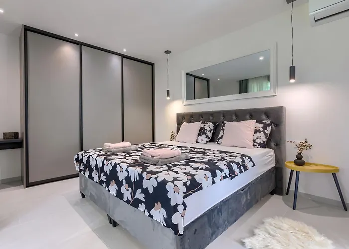 Nika By Interhome 빌라 메덜린