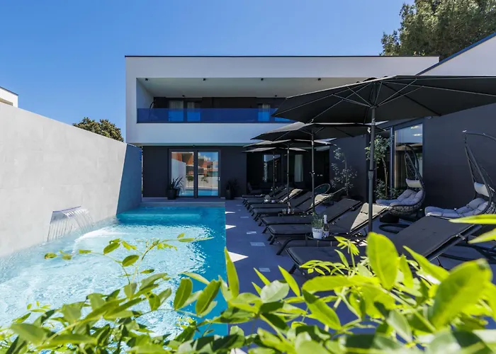 Nika By Interhome 메덜린