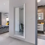 فيلة Nika By Interhome ميدولين